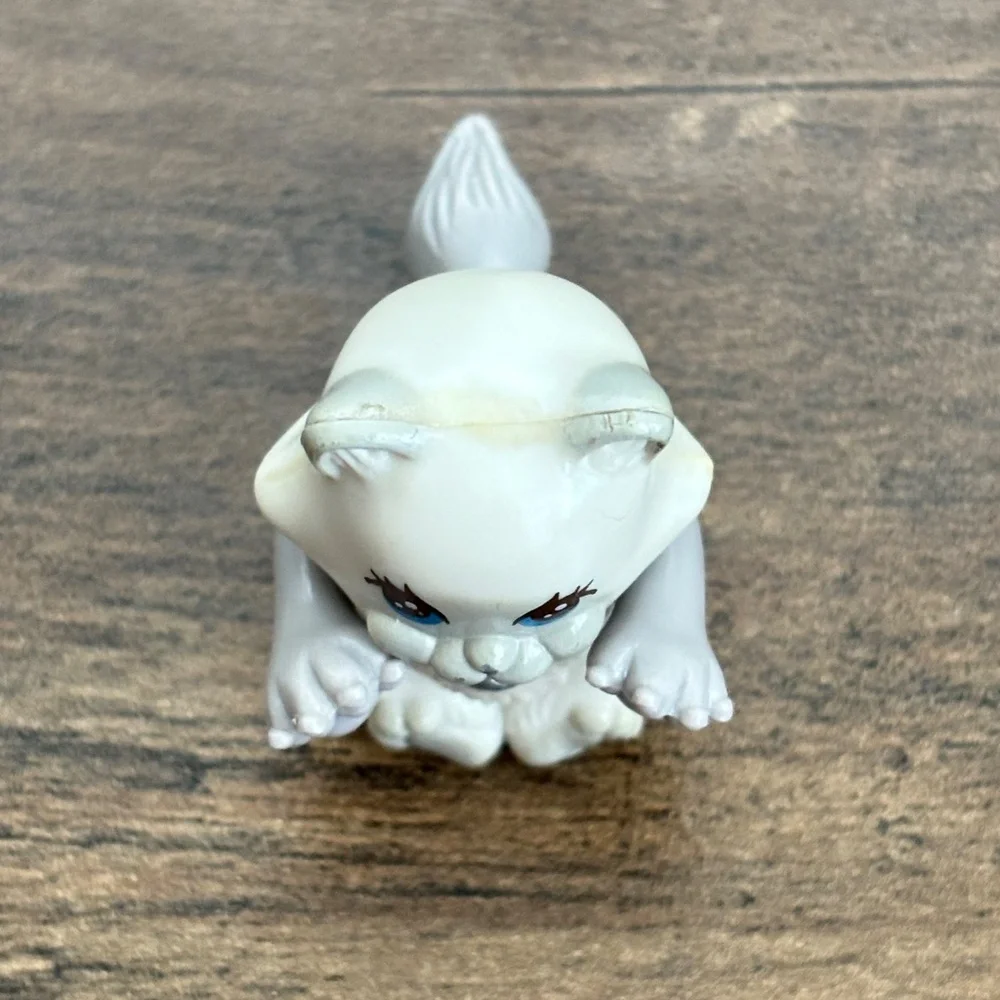 VINTAGE Kenner Littlest Pet Shop Cutesy Kitten Gray Cat Toy 1992 LPS Arm Moves
